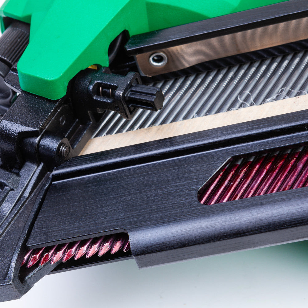 HiKOKI 18V Gasless 90mm Framing Nailer Kit