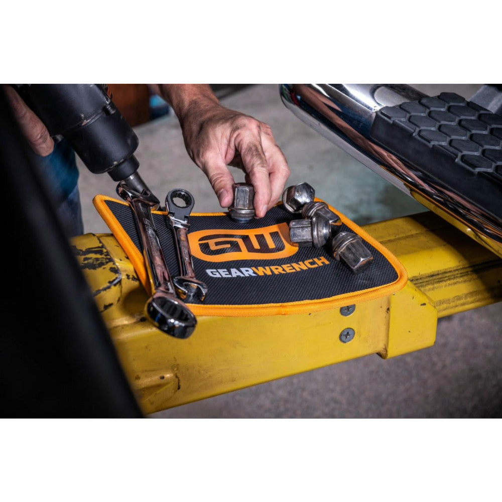 GEARWRENCH 250mm x 200mm High Strength Magnetic Tool Mat