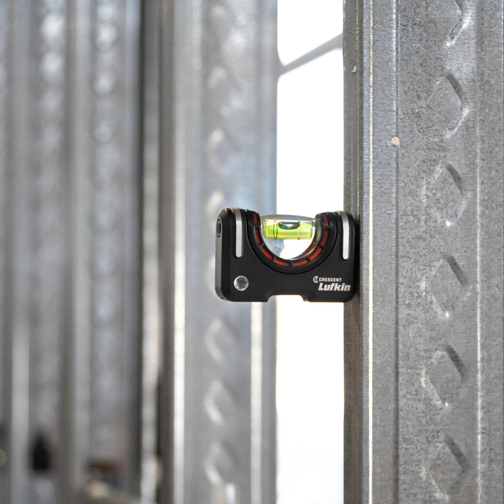 Crescent Compact Pocket Level