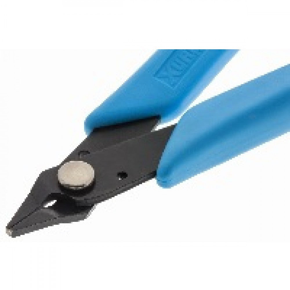 Xuron Short Nose Serrated Pliers