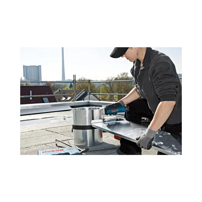 Bosch GSC 12V-13 Cordless Metal Shear (solo)