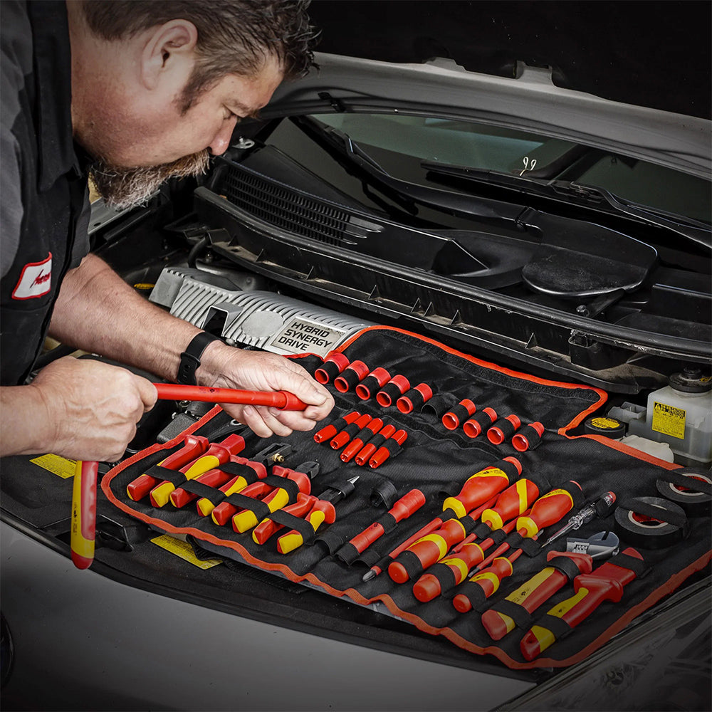 Powerbuilt 3/8" Dr 33pc VDE Tool Set W/Storage Roll